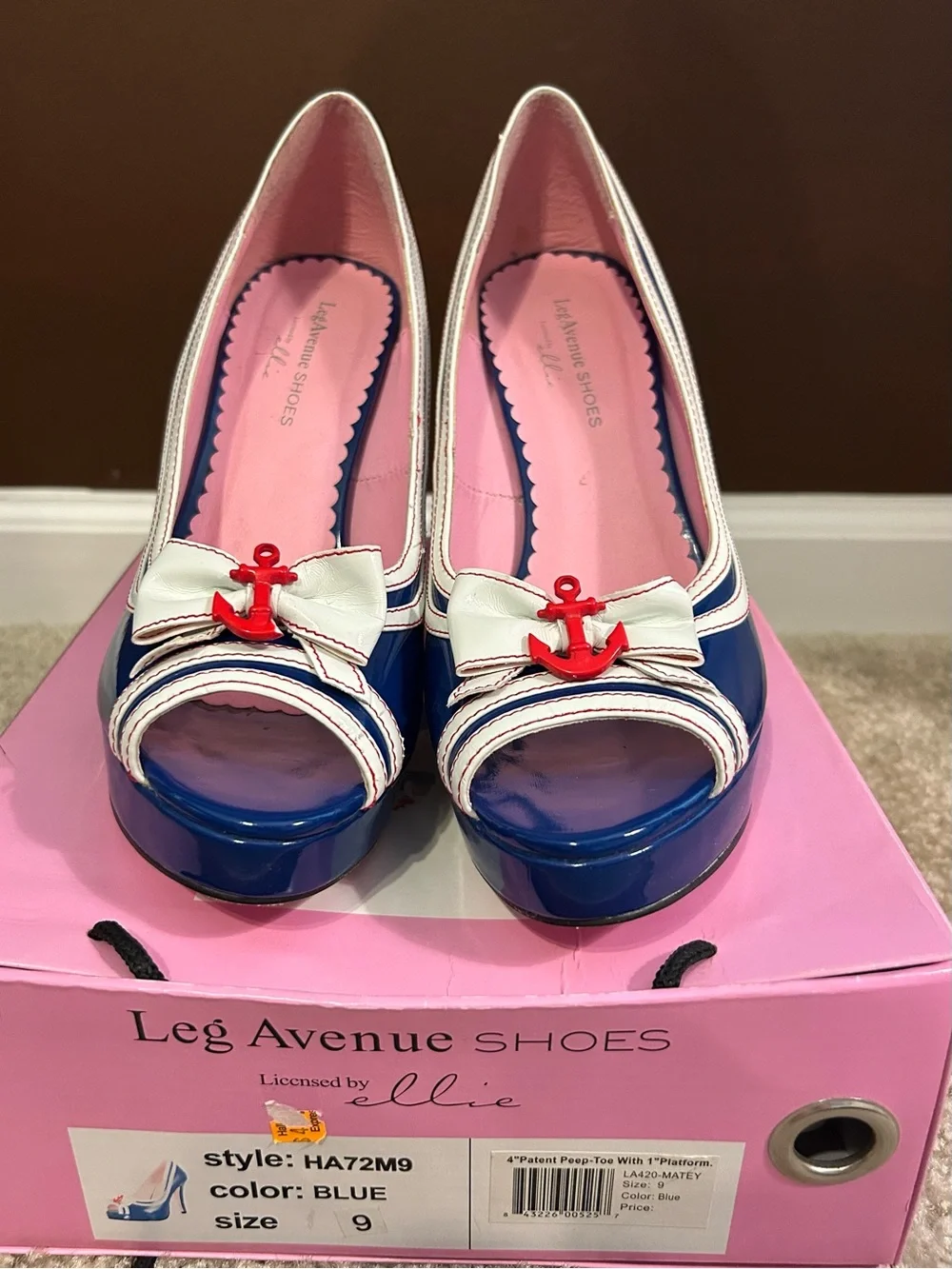 NIB Leg Avenue Nautical Platform Peep Toe Pumps Blue Patent Size 9